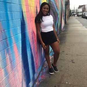 Meet your Posher, Dana